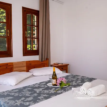 Paradeisos Rooms Pelion Agios Dimitrios  Exterior photo