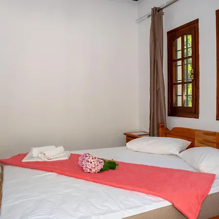 Paradeisos Rooms Pelion Agios Dimitrios  Exterior photo