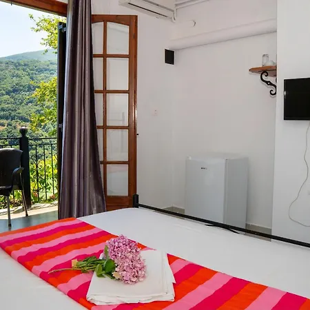 Paradeisos Rooms Pelion Agios Dimitrios  Exterior photo