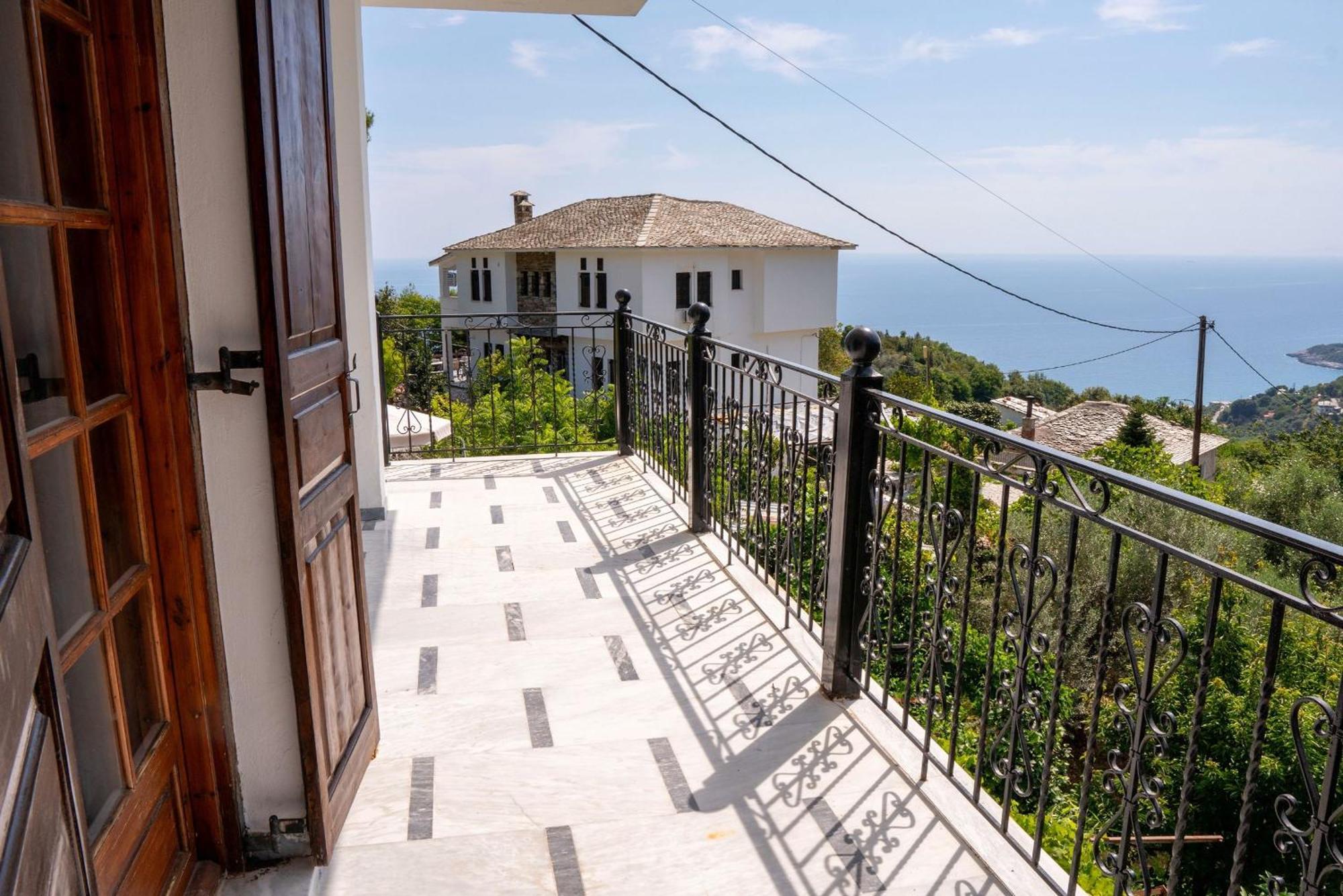 Paradeisos * Agios Dimitrios (Magnesia)